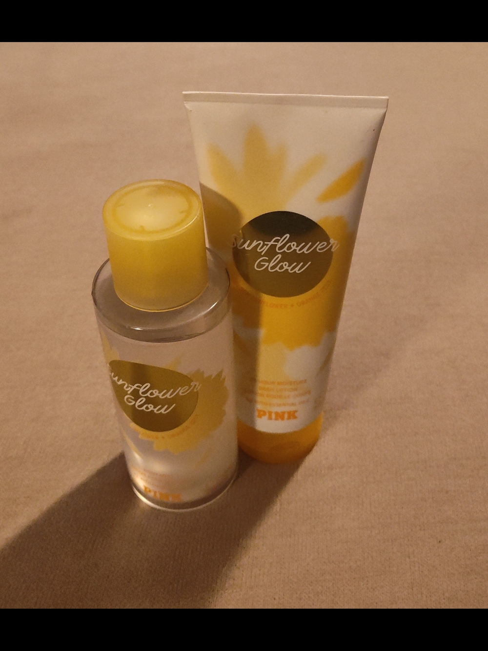 NEW! VS Pink Sunflower Glow Fragrance Mist & Lotion Set